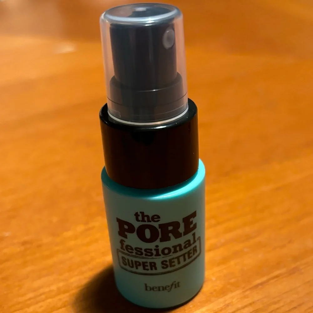 Benefit The Porefessional Super Setter Makeup Setting Spray